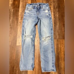 American Eagle Outfitters Light Blue Distressed Boyfriend Jeans